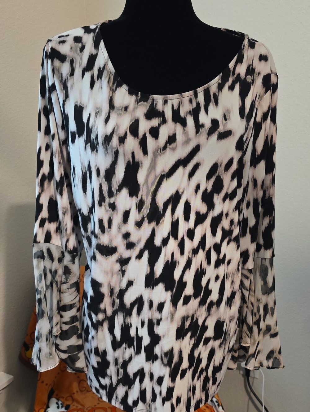 Calvin Klien Women's Black & White Animal Print Blouse